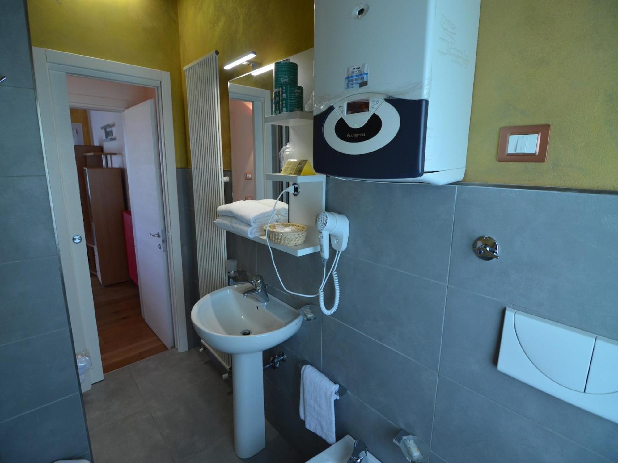 Characteristic Apartment In Codigoro With Pool 外观 照片